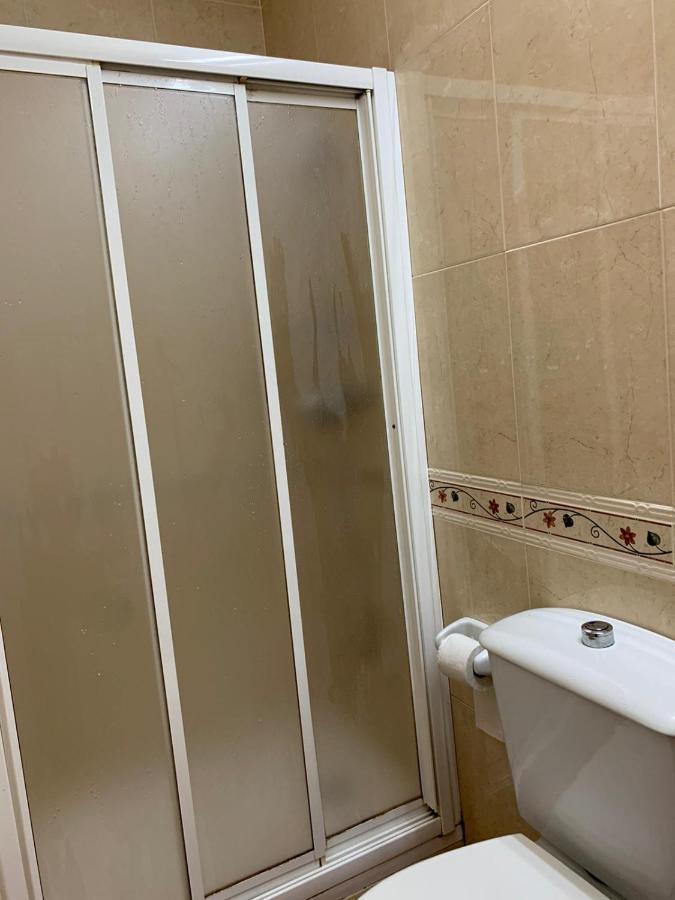 Hostal El Emigrante Dos Hermanas Luaran gambar