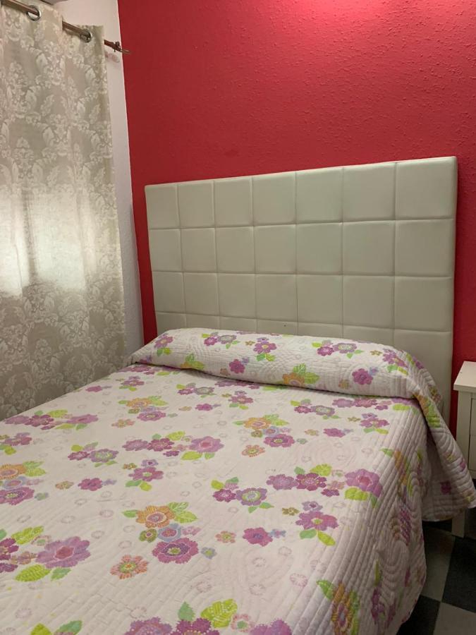 Hostal El Emigrante Dos Hermanas Luaran gambar