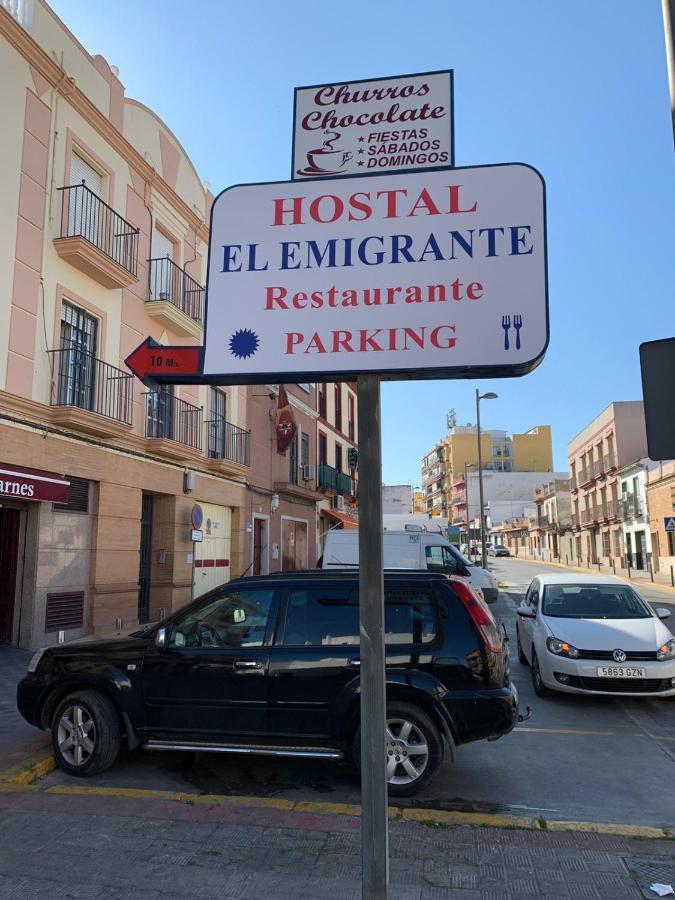 Hostal El Emigrante Dos Hermanas Luaran gambar