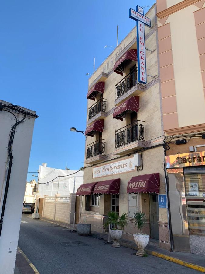 Hostal El Emigrante Dos Hermanas Luaran gambar